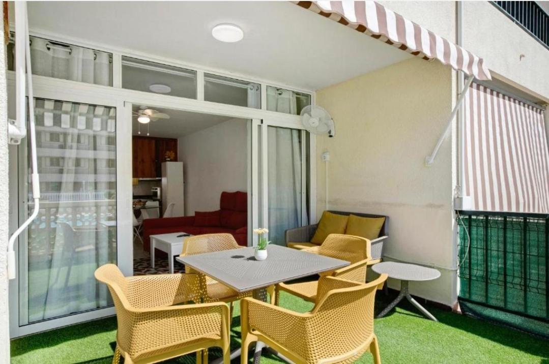 Fayser 108 Beachfront With Direct Pool Access From Terrace Arona  Esterno foto